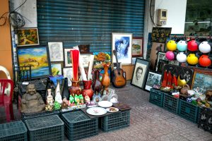 The surprising benefits of shopping for collectibles