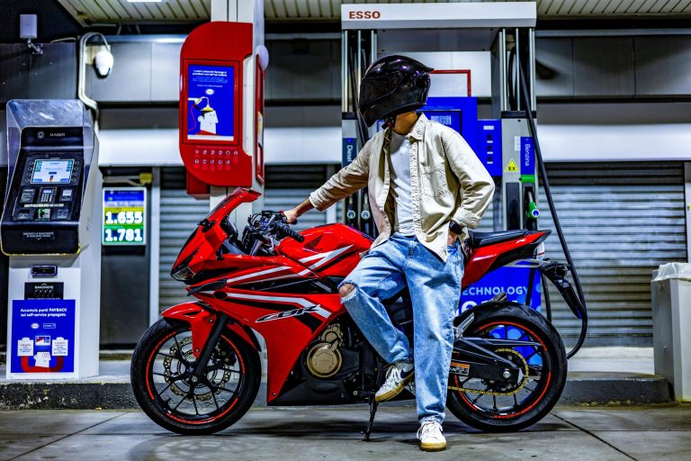 A Deep Dive into the Evolution of Motorcycle Engineering and Style