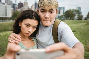 Building Stronger Connections: Authentic Friendship in Adulthood