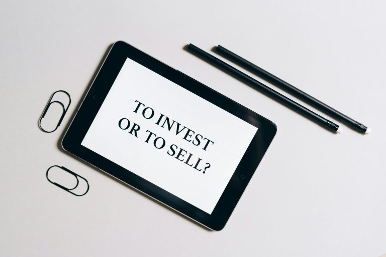 The Financial Prudence of Buying Refurbished Electronic Devices