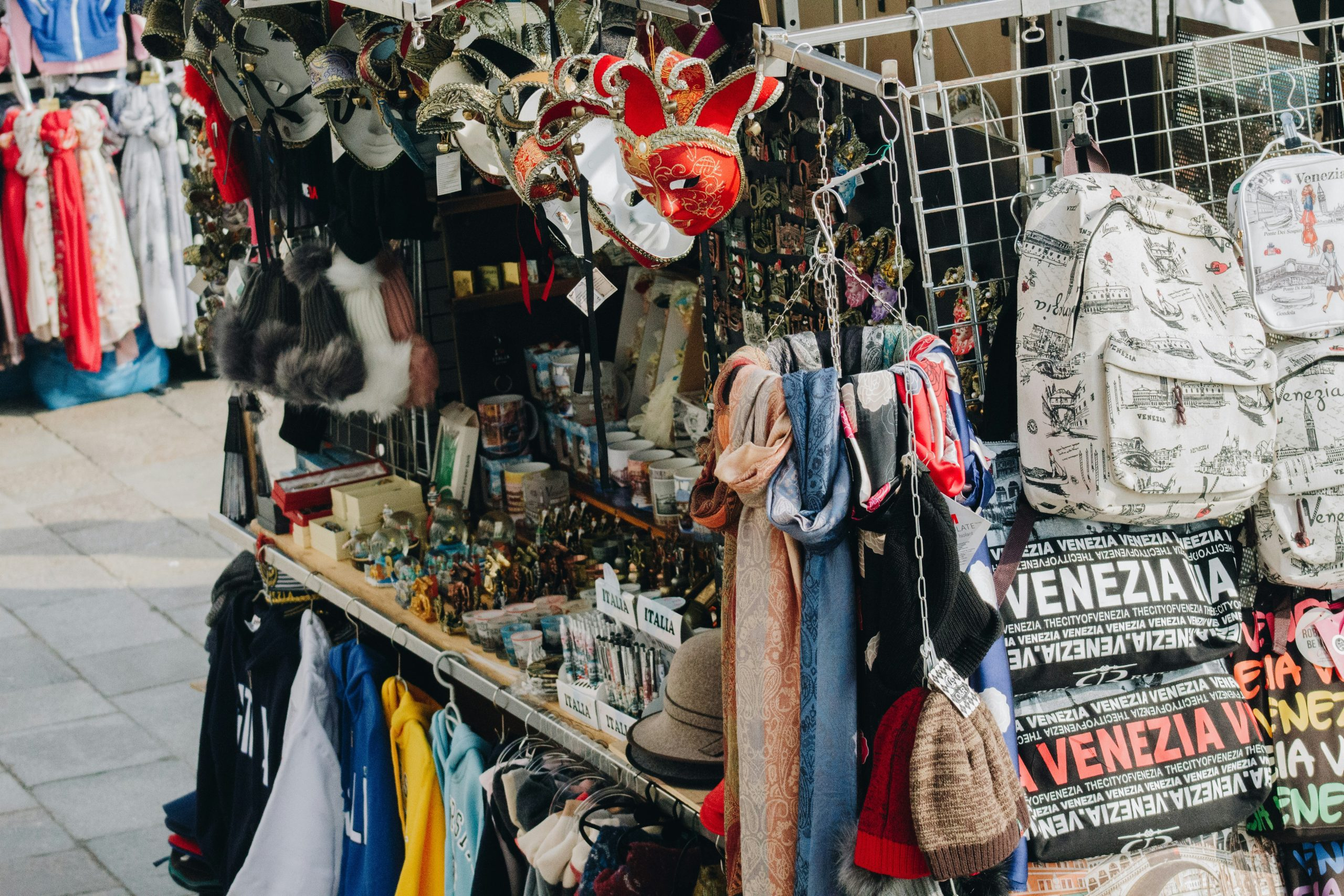 The best ways to shop vintage and thrift like a pro